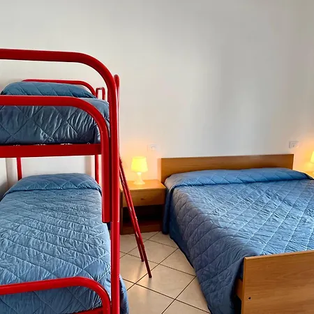 Adorable Flat With Balcony Apartment Lignano Sabbiadoro