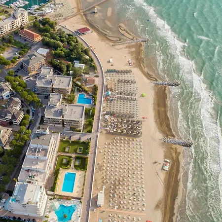 Adorable Flat With Balcony Lignano Sabbiadoro